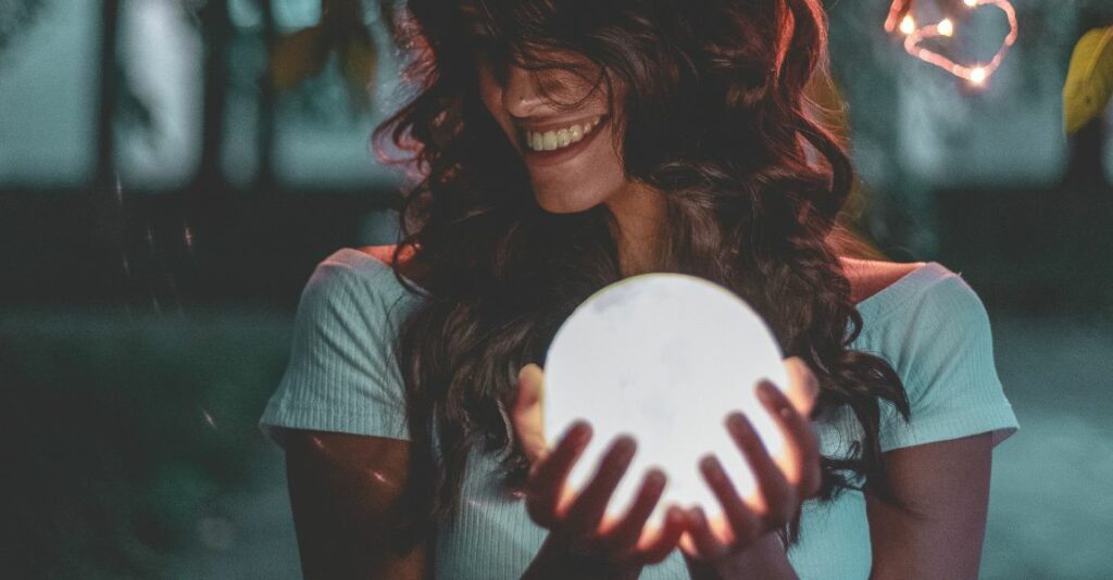 Astrology Hub's Cosmic Insider